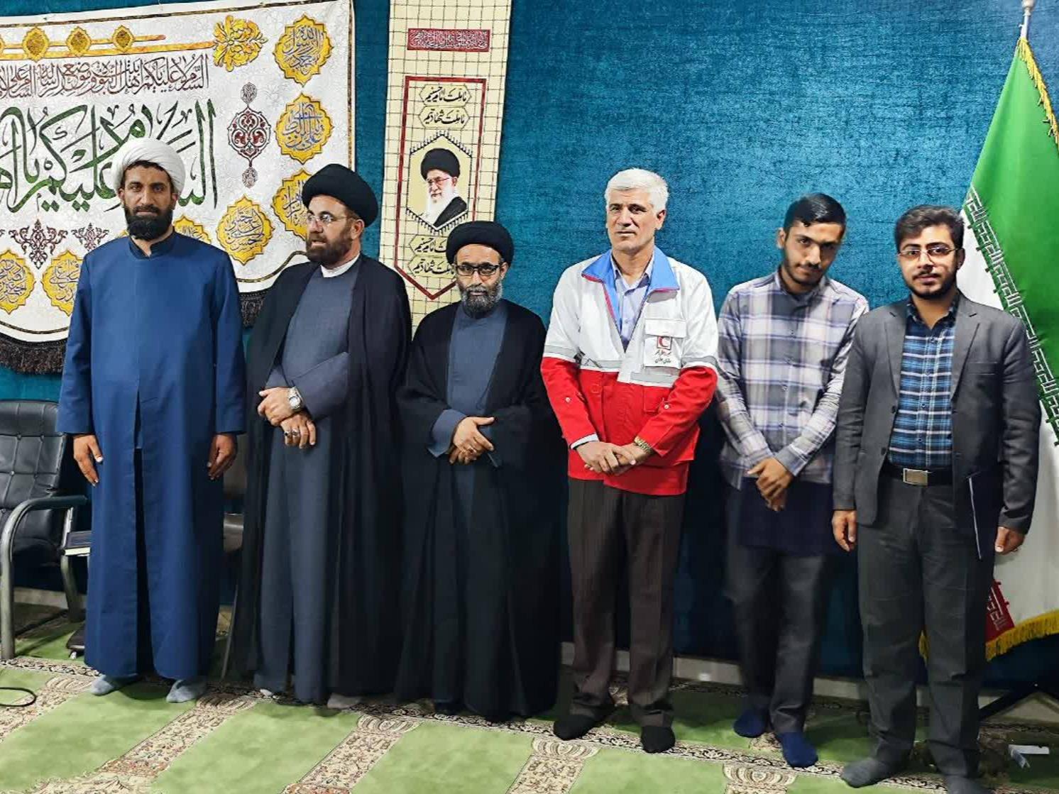 برگزاری جلسه بزرگداشت هفته هلال‌احمر و آیین تکریم و معارفه دبیر کانون طلاب در حوزه علمیه یاسوج