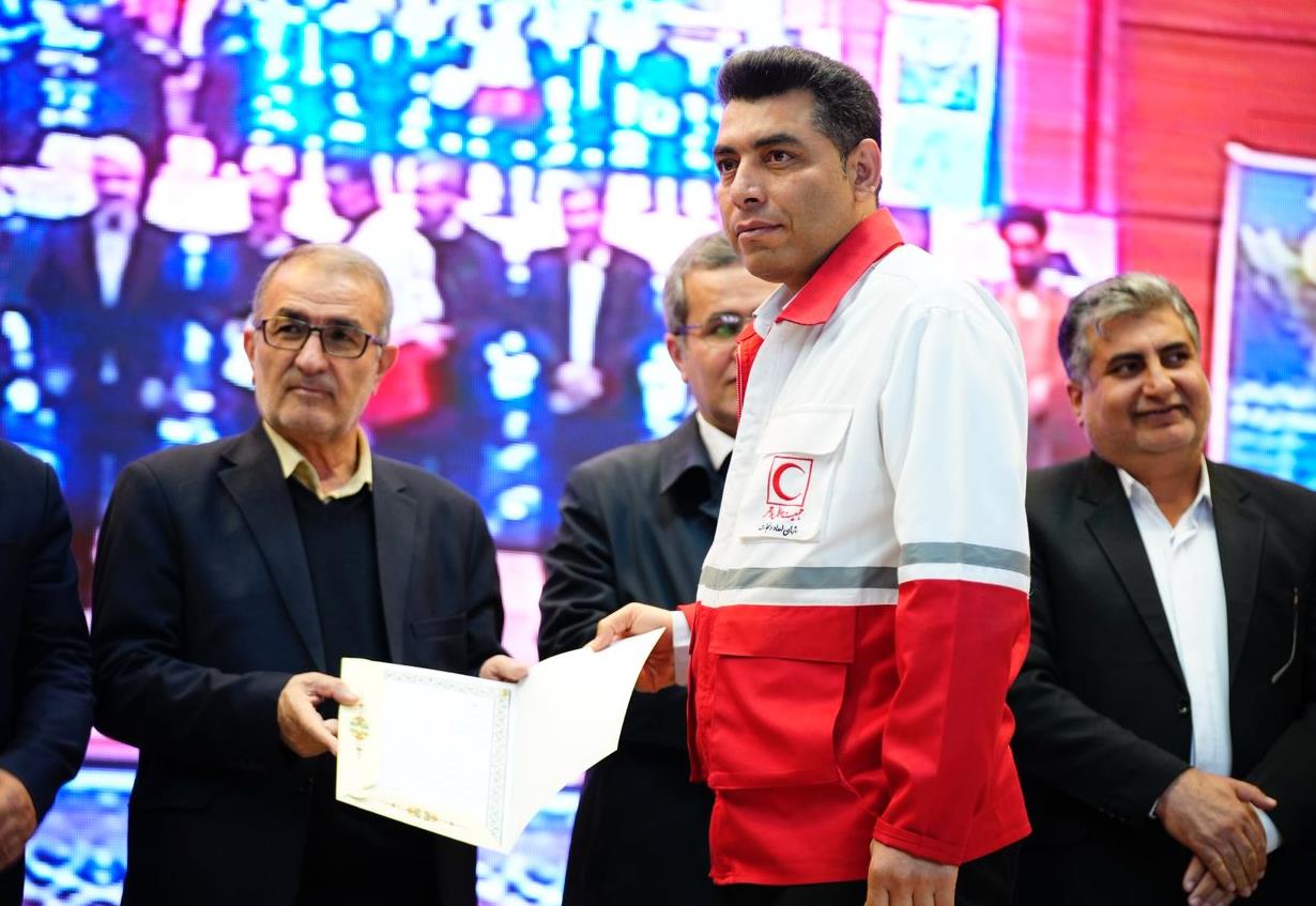 سرپرست جمعیت هلالاحمر کهگیلویه و بویراحمد، عضو برتر سومین رویداد استانی «جوانی جمعیت» شد