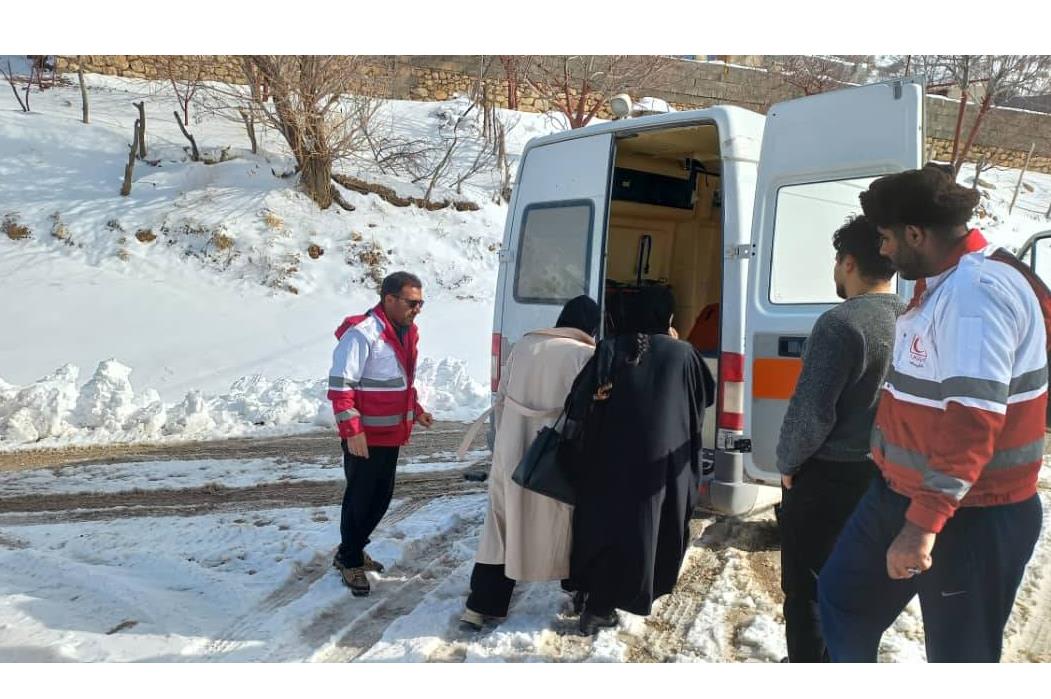 انتقال خانم باردار در منطقه هفت چشمه از توابع مارگون